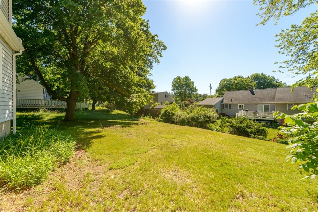 16 Rangeway Road North Billerica, MA 01862 - Photo 29 of 36