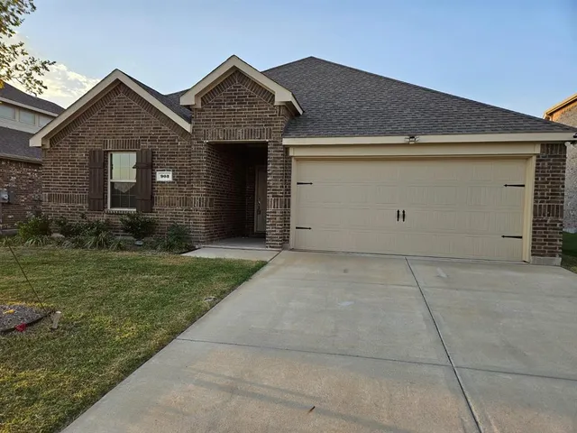 $2,200 | 903 Emerald Gate Drive, Princeton, TX 75407