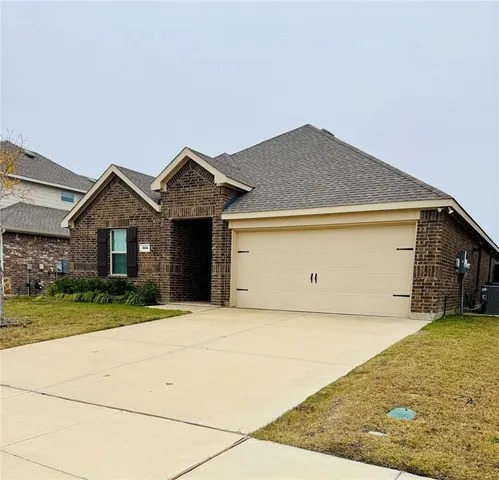 $2,150 | 903 Emerald Gate Drive, Princeton, TX 75407