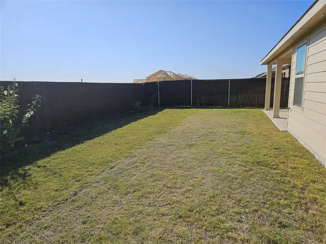 $2,150 | 903 Emerald Gate Drive, Princeton, TX 75407