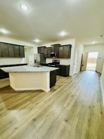 $2,150 | 903 Emerald Gate Drive, Princeton, TX 75407