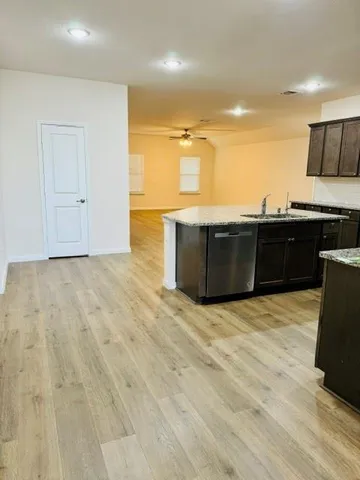 $2,150 | 903 Emerald Gate Drive, Princeton, TX 75407