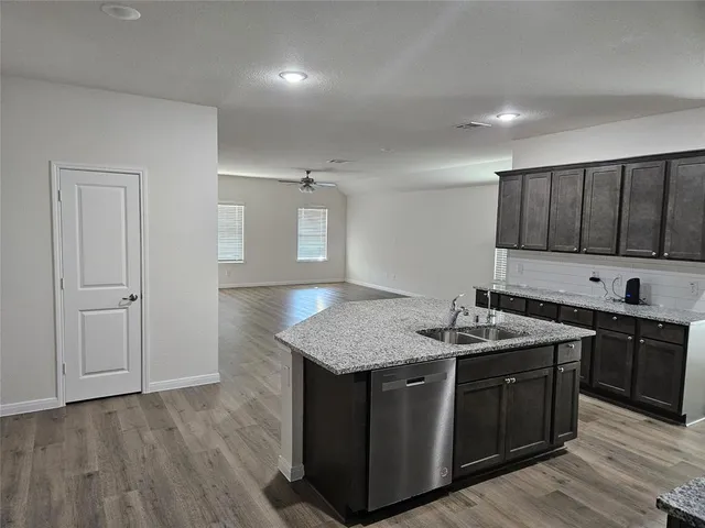 $2,150 | 903 Emerald Gate Drive, Princeton, TX 75407