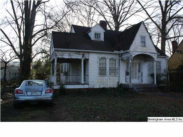 423 Goodwin Circle Anniston, AL 36207 - Photo 3 of 29