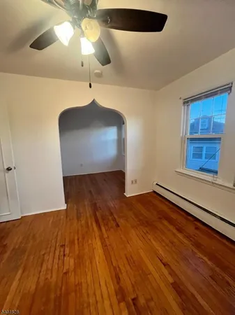 $1,900 | 321 Amon Terrace, Unit 1, Linden, NJ 07036