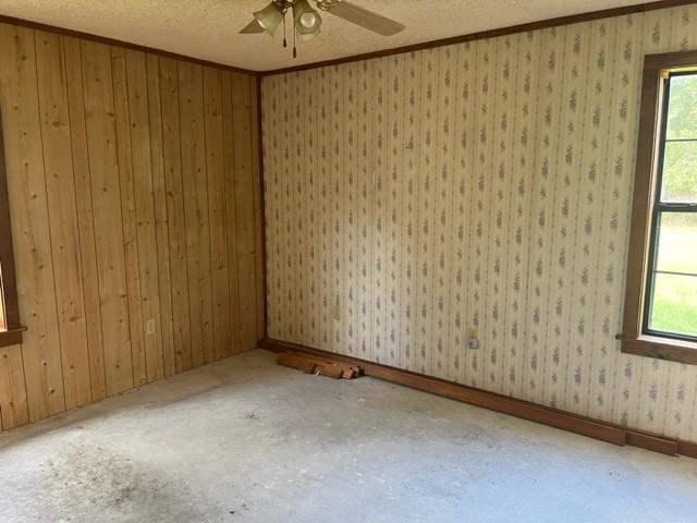 300 A E 3rd Street Iredell, TX 76649 - Photo 5 of 11 a view of a garage