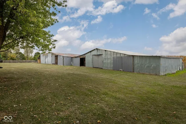 $299,000 | 10417 Highway 109, Pendleton, IN 46064