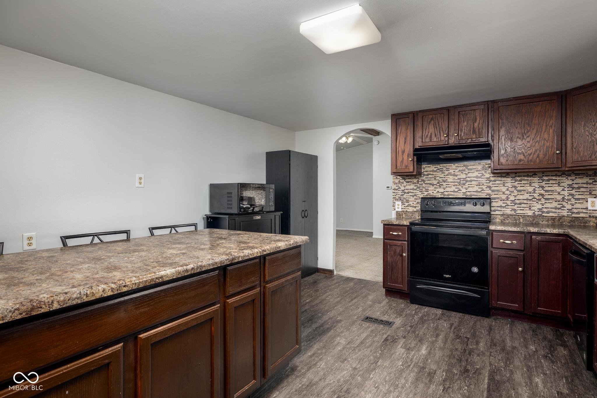 10417 Highway 109 Pendleton, IN 46064 - Photo 26 of 63