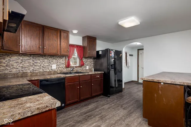 $299,000 | 10417 Highway 109, Pendleton, IN 46064