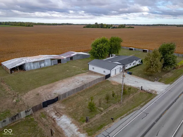 $299,000 | 10417 Highway 109, Pendleton, IN 46064