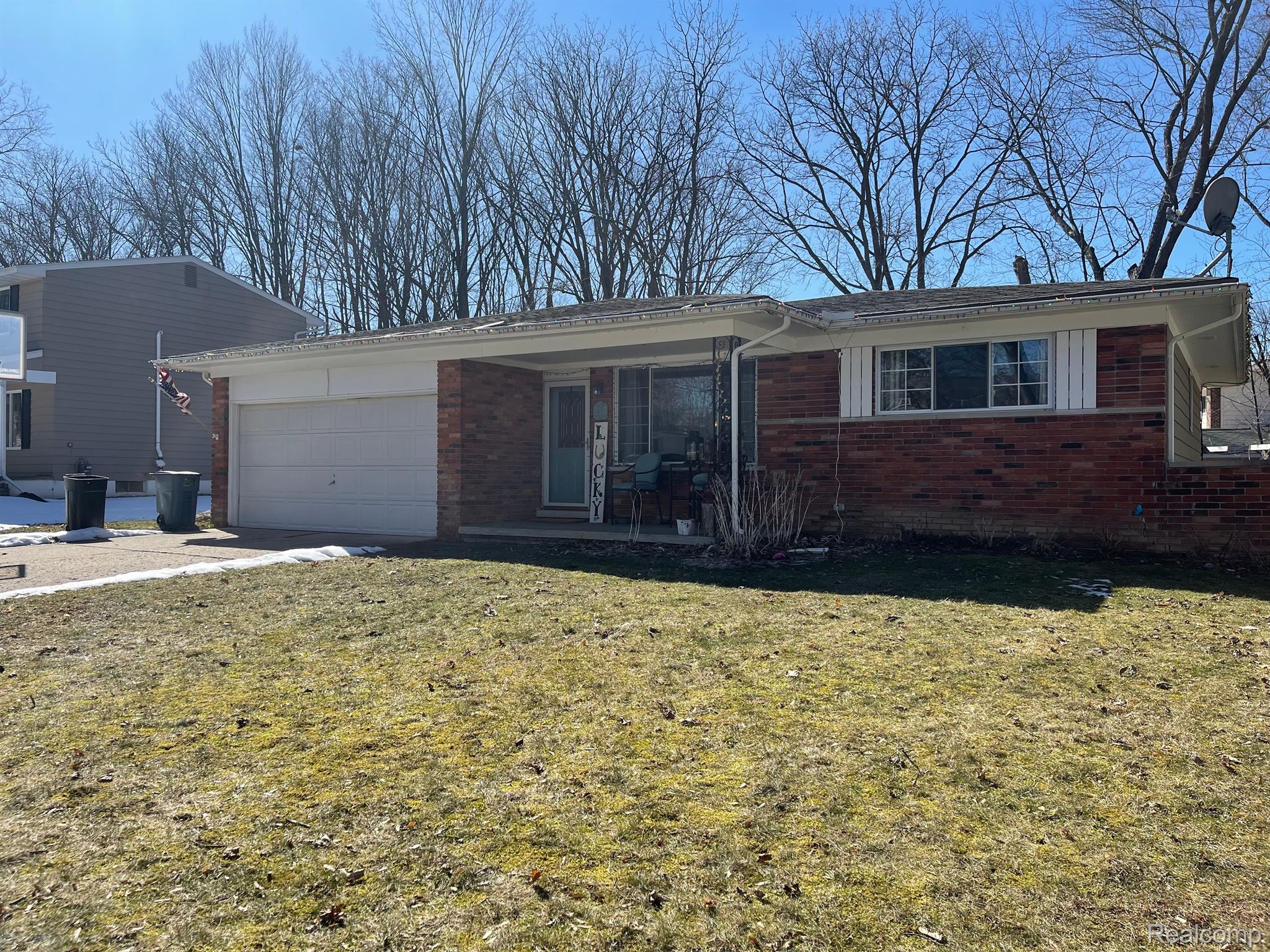 406 Holland Road Flushing, MI 48433 - Photo 2 of 24 Gallery Image 2