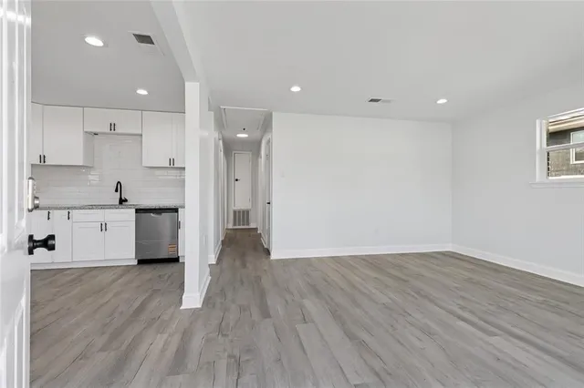 $199,000 | 1608 Redwood Drive, Harvey, LA 70058