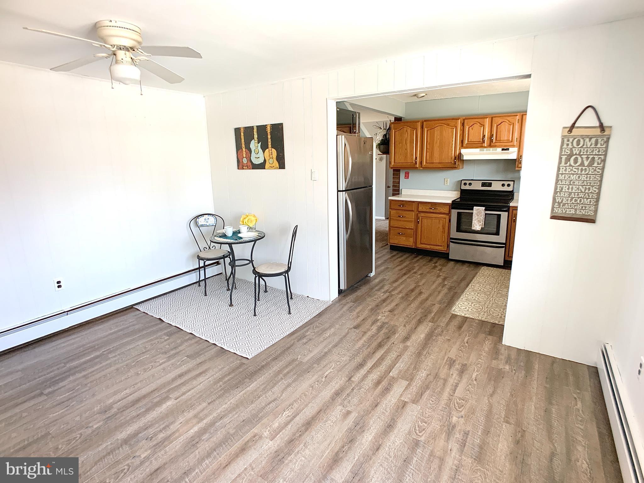 74 Goldengate Road Levittown, PA 19057 - Photo 6 of 27