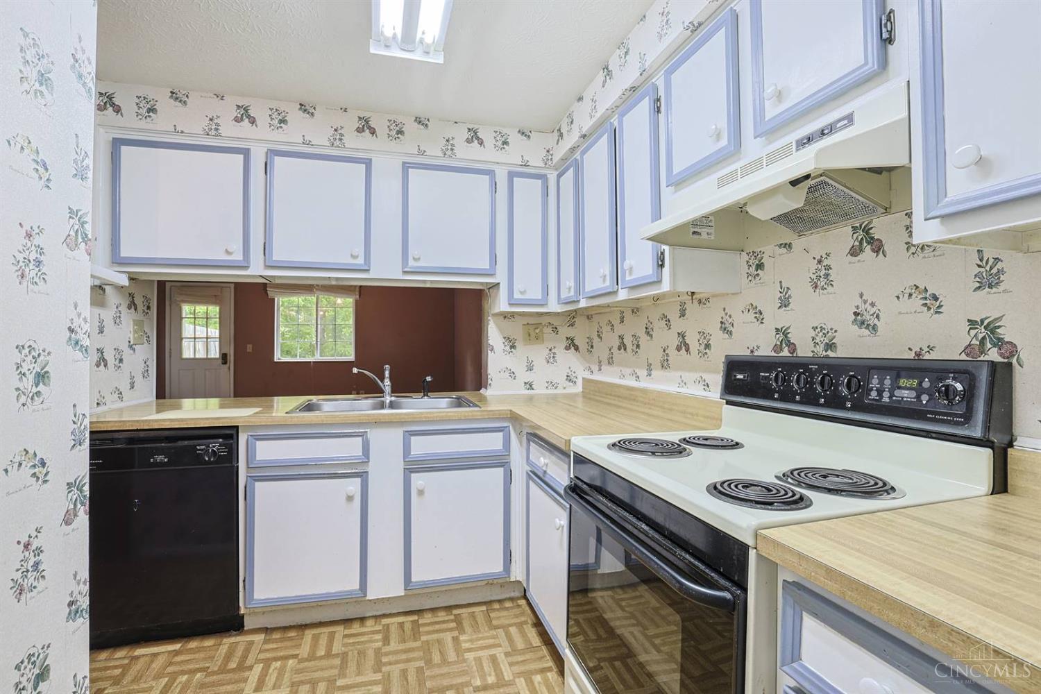 3352 Huntsman Trace Amelia, OH 45102 - Photo 13 of 30