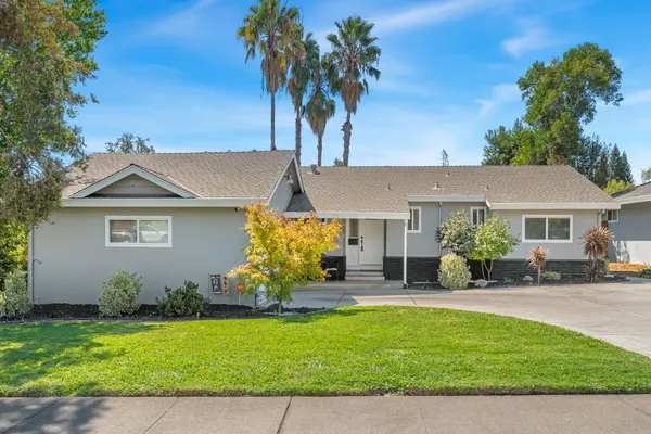 $550,000 | 5222 Locust Avenue, Carmichael, CA 95608