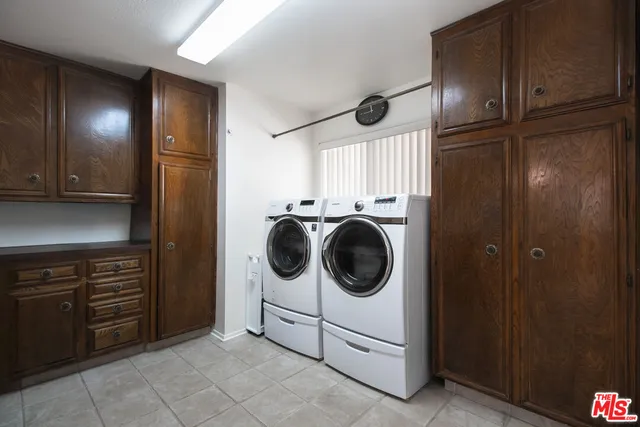 $649,000 | 44120 Planet Circle, Lancaster, CA 93536