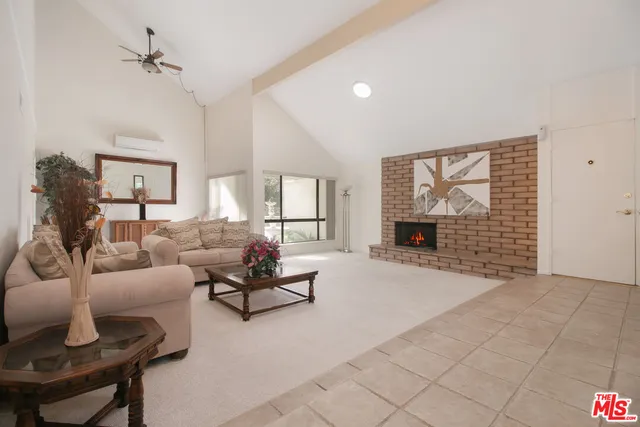 $649,000 | 44120 Planet Circle, Lancaster, CA 93536