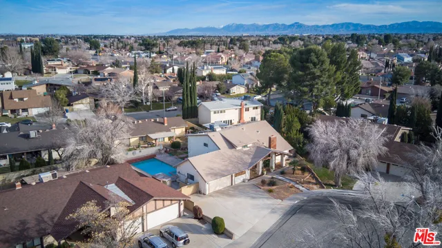 $649,000 | 44120 Planet Circle, Lancaster, CA 93536