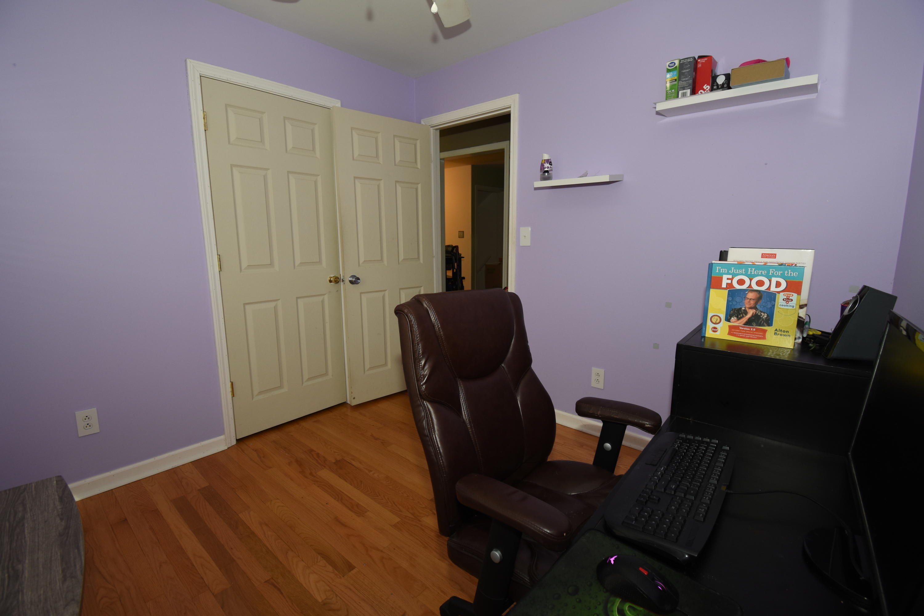 635 Ramada Road Vinton, VA 24179 - Photo 12 of 38 a workspace with furniture and wooden floor