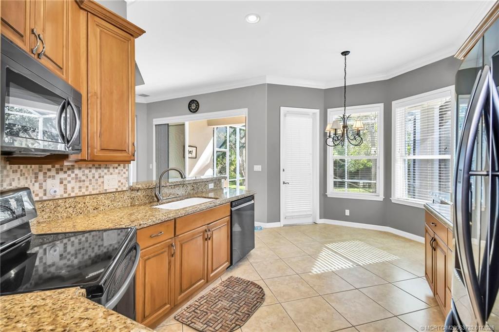 2666 Southeast Stonebriar Way Stuart, FL 34997 - Photo 5 of 45