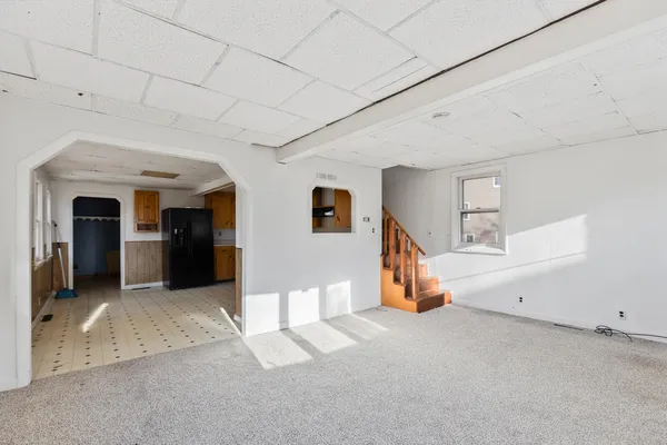 $169,900 | 21 Water Street, Clinton, ME 04927
