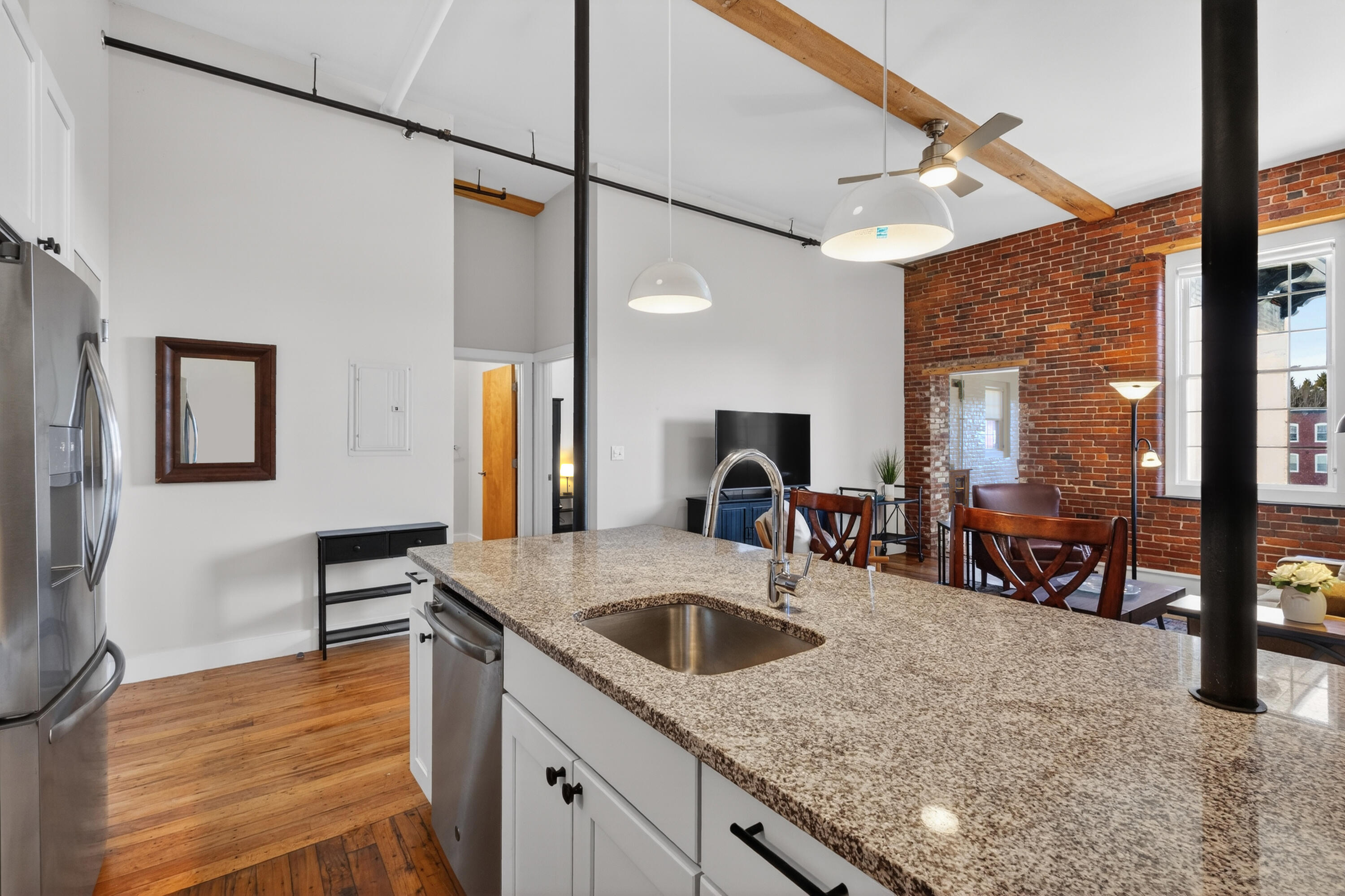 2 Main Street, Unit 15511 Biddeford, ME 04005 - Photo 15 of 47 2_Main_St_024