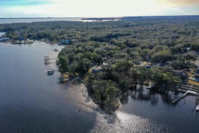 $474,900 | 404 Seville Circle, Niceville, FL 32578