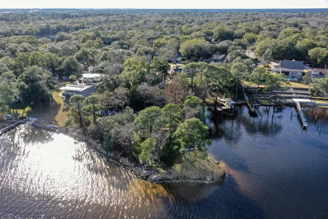 $474,900 | 404 Seville Circle, Niceville, FL 32578