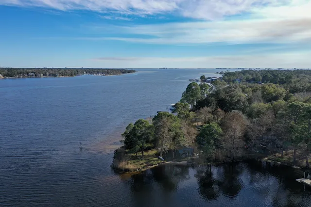 $474,900 | 404 Seville Circle, Niceville, FL 32578