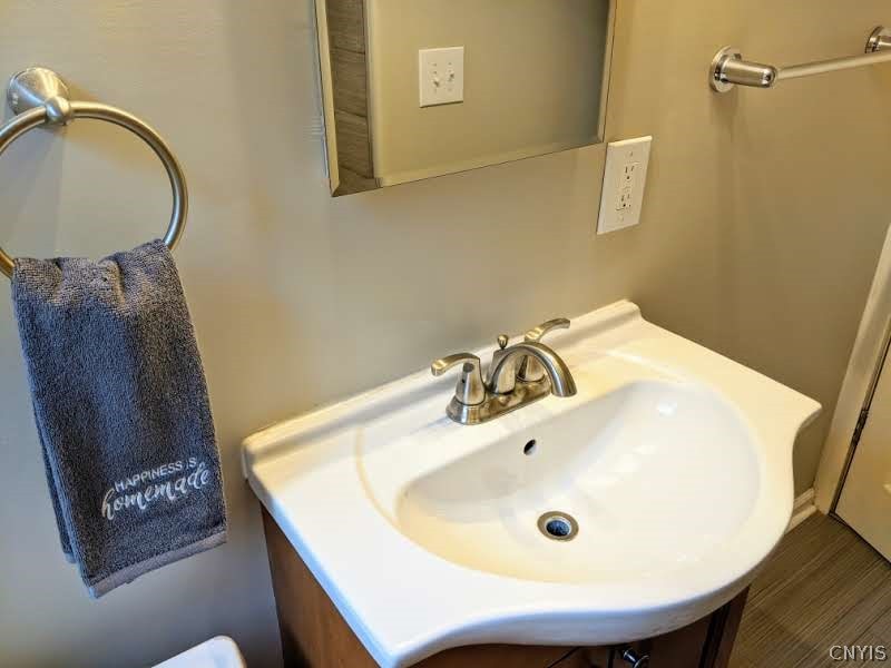 1004 Buckley Road Salina, NY 13088 - Photo 15 of 45