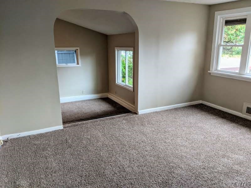 1004 Buckley Road Salina, NY 13088 - Photo 27 of 45 Lots of room for everyone!