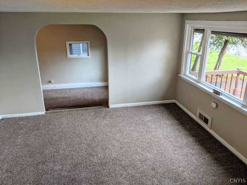 1004 Buckley Road Salina, NY 13088 - Photo 28 of 45