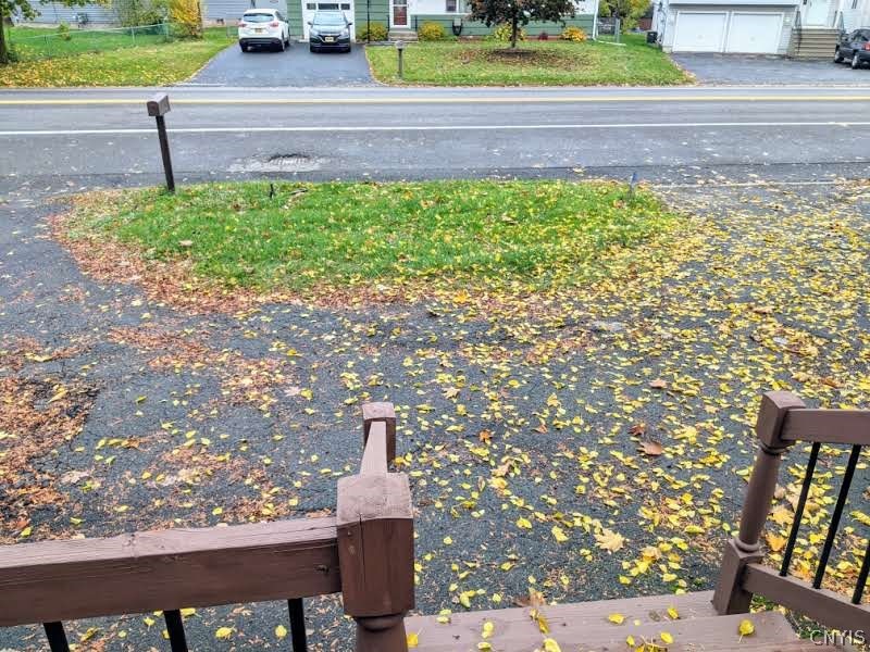 1004 Buckley Road Salina, NY 13088 - Photo 44 of 45 Great turn around driveway for ease!