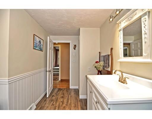 362 Chocolog Road Uxbridge, MA 01569 - Photo 11 of 21 Gallery Image 11