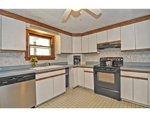 362 Chocolog Road Uxbridge, MA 01569 - Photo 5 of 21 Gallery Image 5