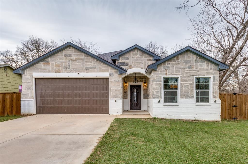908 East Decatur Street Ennis, TX 75119 - Photo 1 of 20