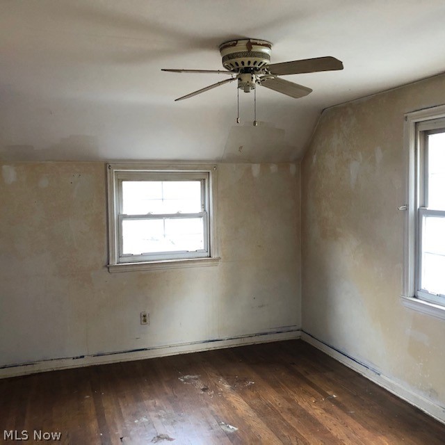 4956 Farnhurst Road Cleveland, OH 44124 - Photo 6 of 11
