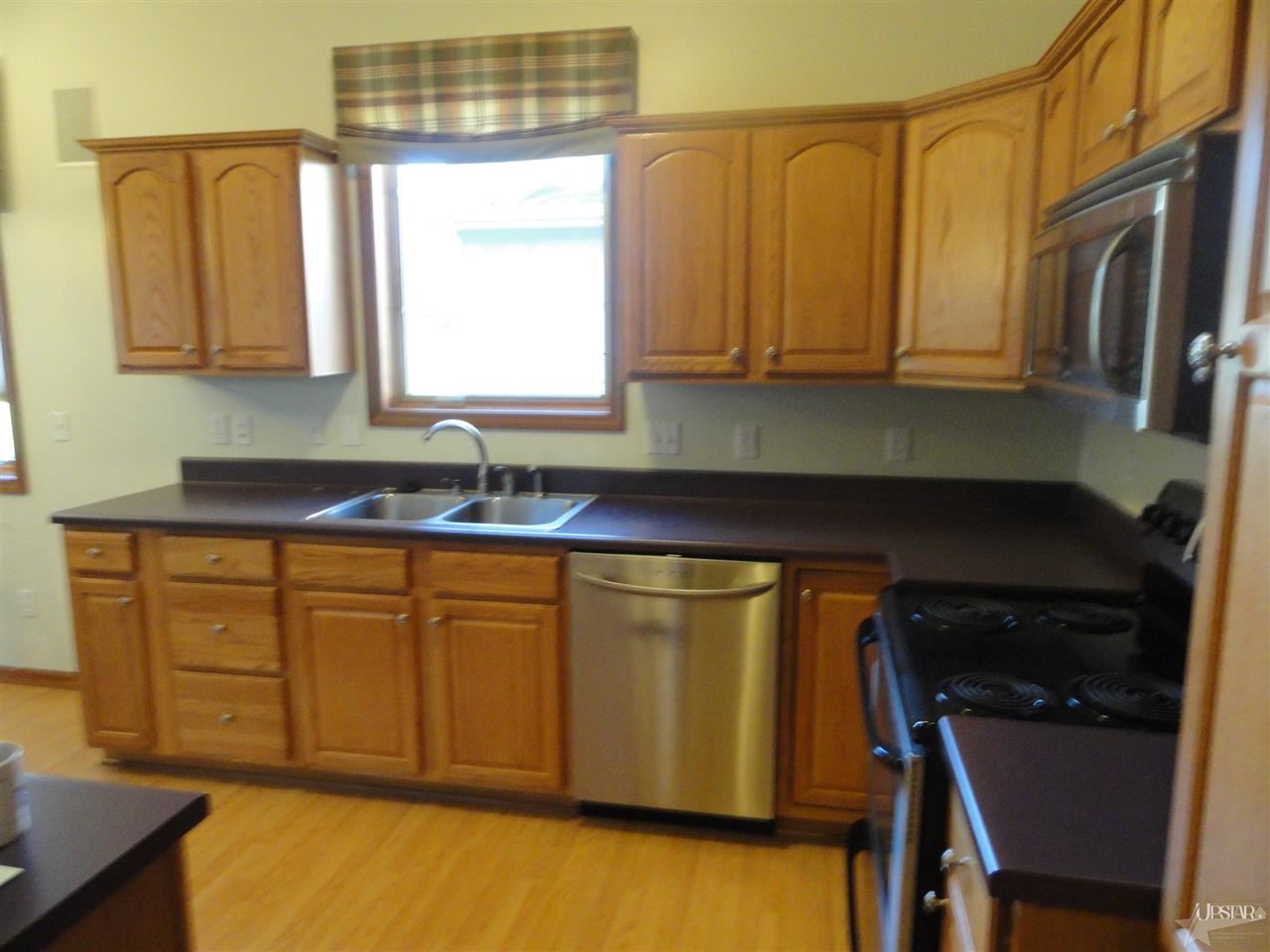 2477 Deerfield Court Decatur, IN 46733 - Photo 8 of 16