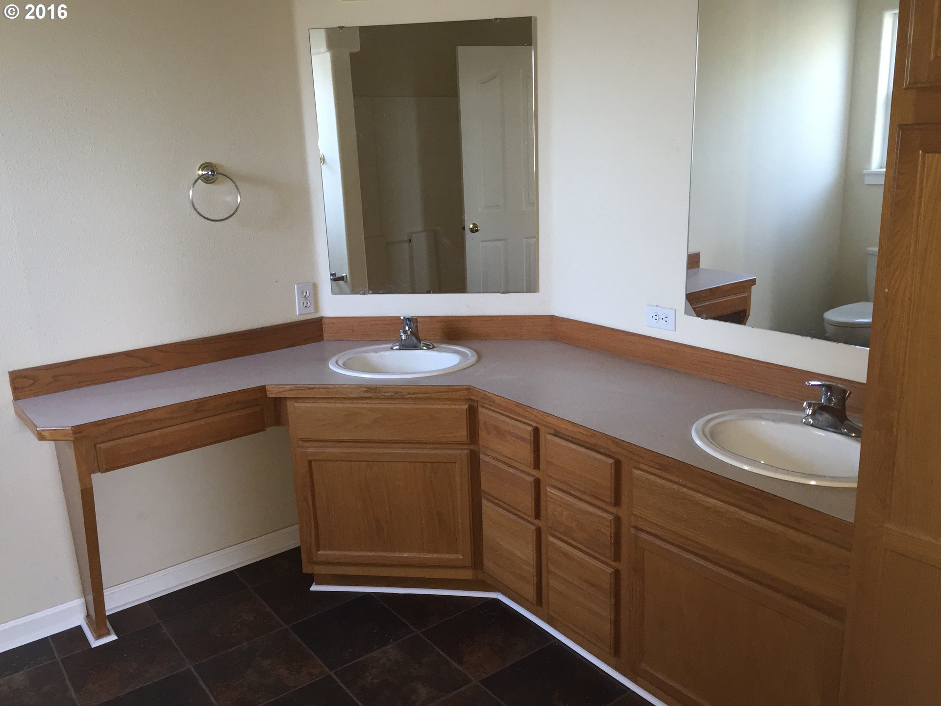 3889 Osage Street Springfield, OR 97478 - Photo 17 of 22