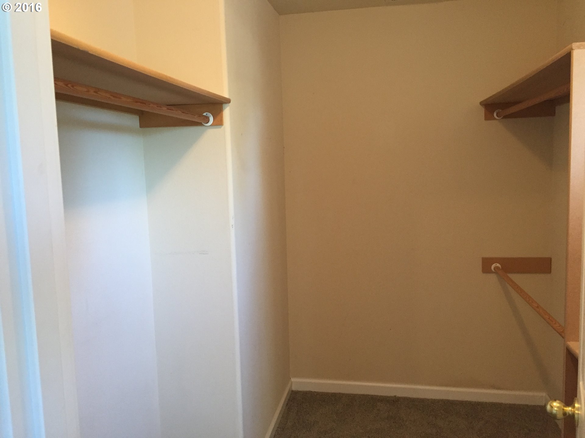 3889 Osage Street Springfield, OR 97478 - Photo 10 of 22