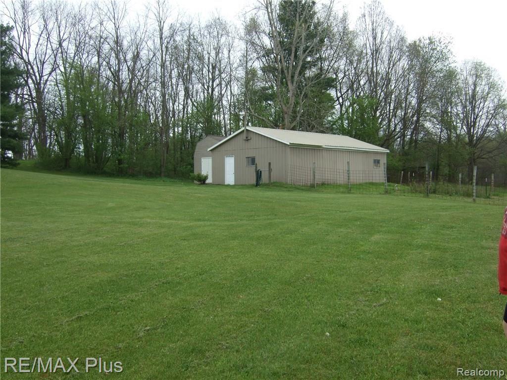 5057 Skelton Road Columbiaville, MI 48421 - Photo 24 of 25 DSCF5867.JPG
