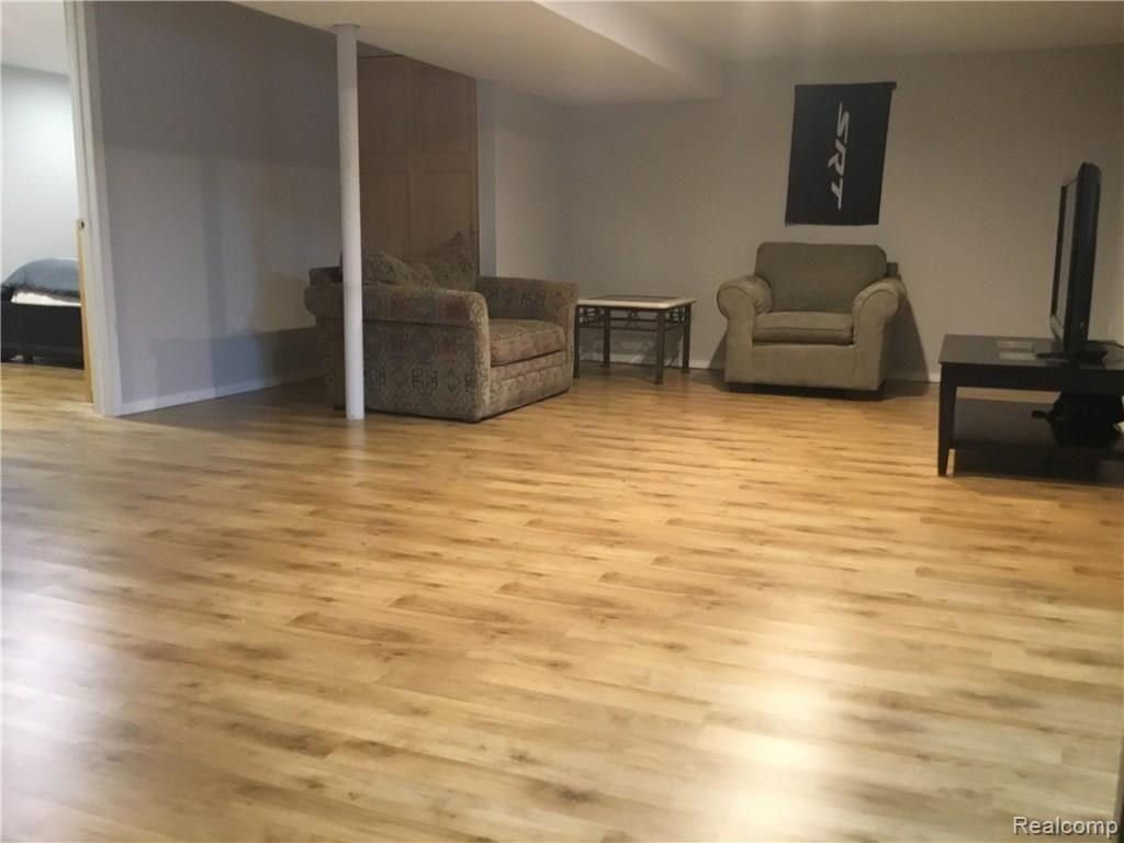 32321 Ryan Road Warren, MI 48092 - Photo 31 of 39