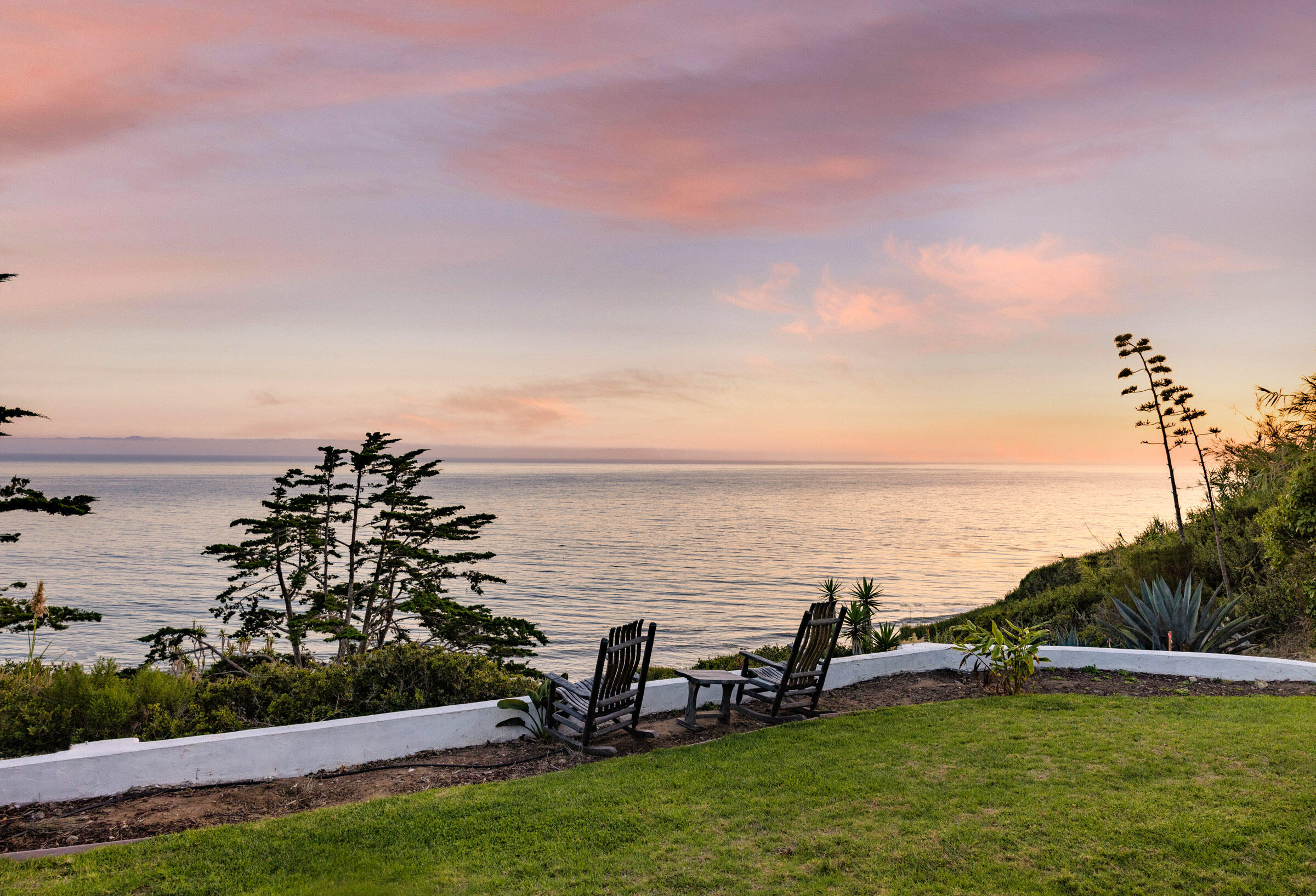 1919 El Camino De La Luz Santa Barbara, CA 93109 - Photo 11 of 28 a view of a ocean with a nearby beach