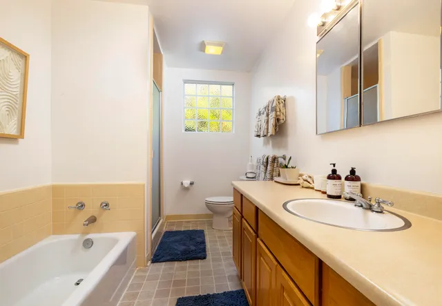 $3,950,000 | 1919 El Camino De La Luz, Santa Barbara, CA 93109