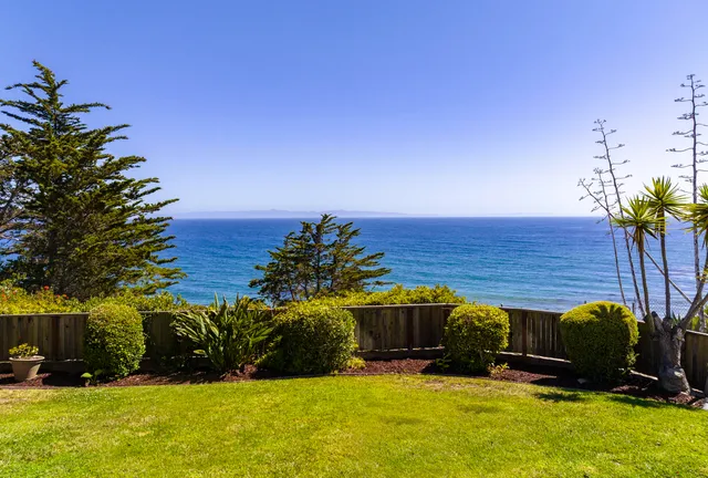 $3,950,000 | 1919 El Camino De La Luz, Santa Barbara, CA 93109