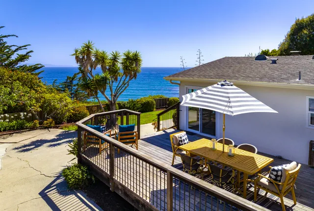 $3,950,000 | 1919 El Camino De La Luz, Santa Barbara, CA 93109