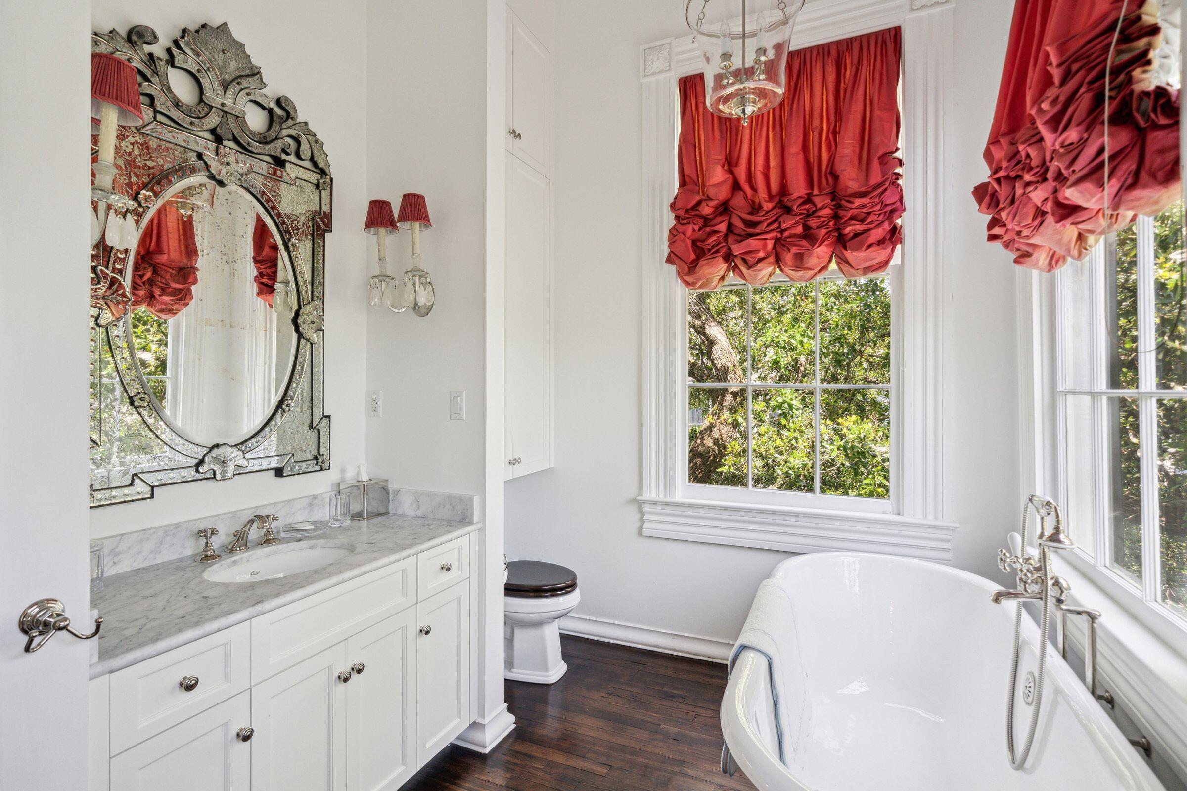 172 Tradd Street Charleston, SC 29401 - Photo 44 of 63 Guest Suite