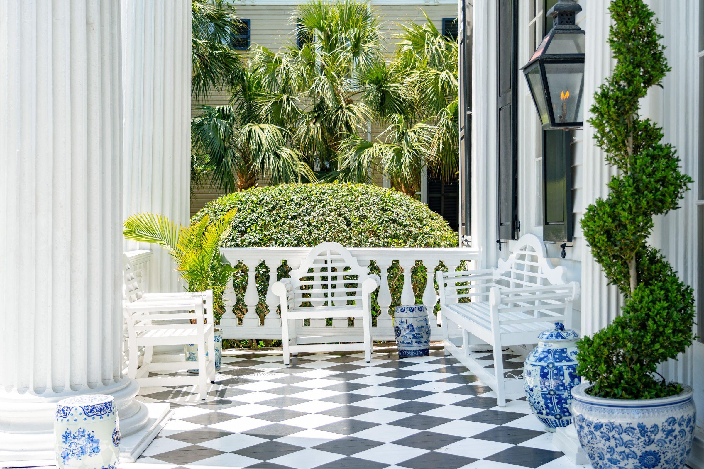 172 Tradd Street Charleston, SC 29401 - Photo 5 of 63 Porch
