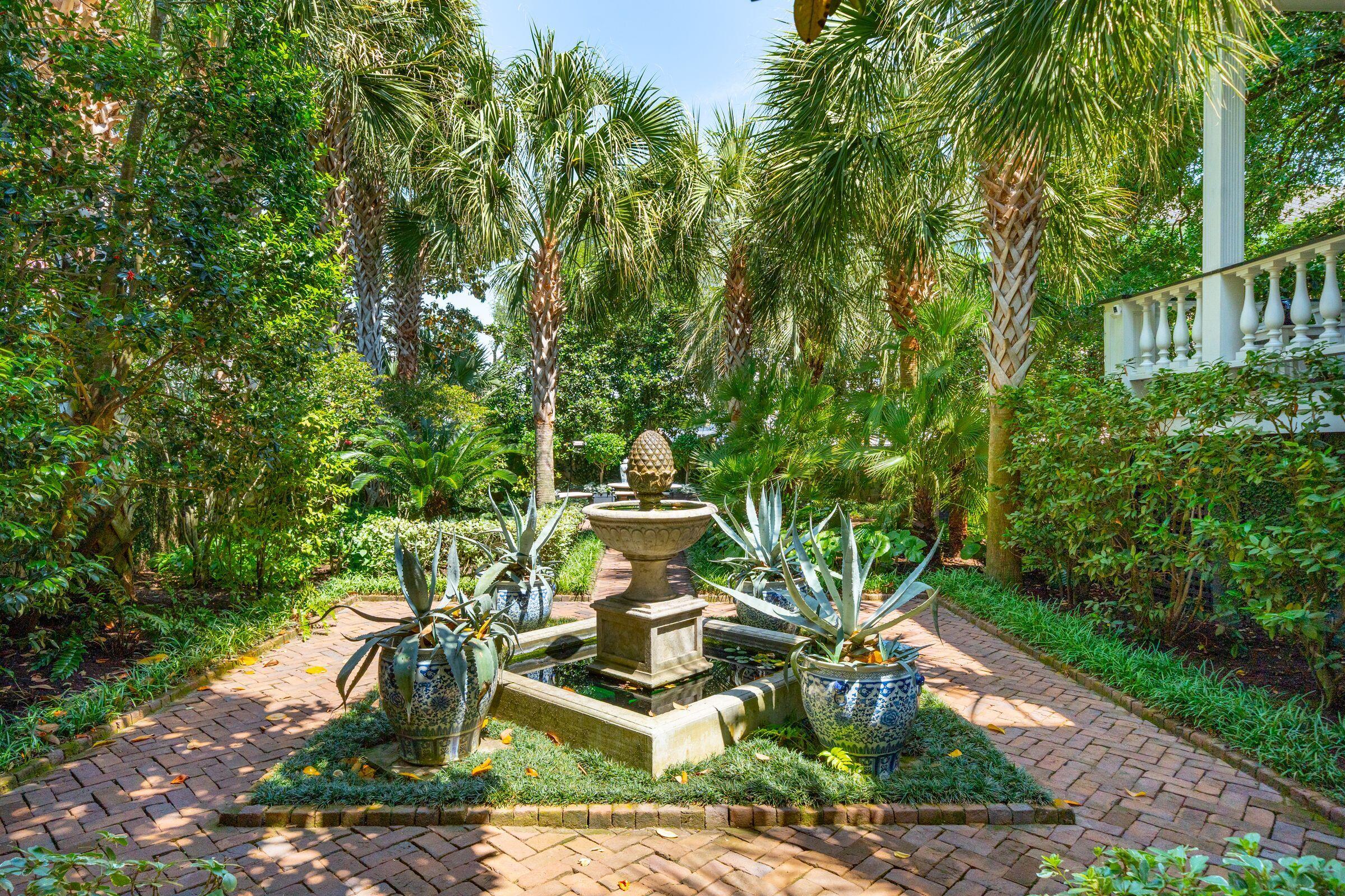 172 Tradd Street Charleston, SC 29401 - Photo 61 of 63 Garden
