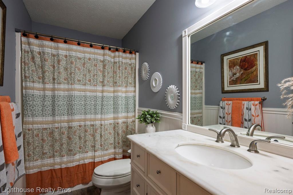 2363 Sundance Ridge Howell, MI 48843 - Photo 24 of 45